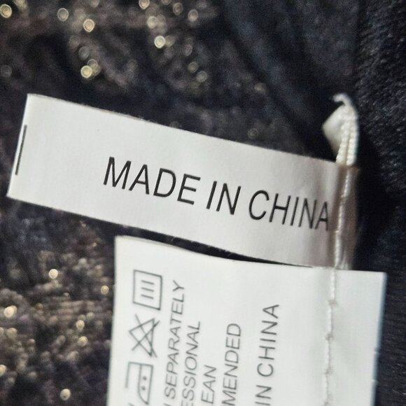 Elegant Black Gold Sleeveless Evening Gown Sheer Back Embroidery Mermaid Silhoue - Picture 14 of 16